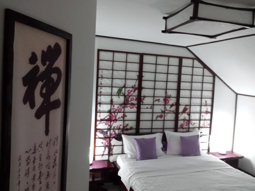 Casa Lily - Japanese Retreat Hotel Sighisoara Bilik gambar